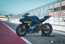 Cargar imagen en el visor de la galería, Alquiler moto de circuito.