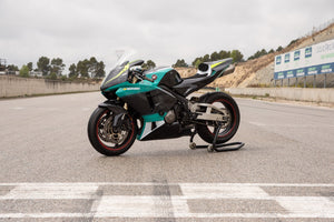 Alquiler moto de circuito.